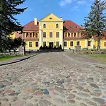 Palac W Rymaniu 3* Rymań