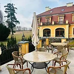 Palac W Rymaniu 3* Rymań