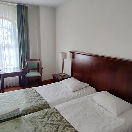 Palac W Rymaniu 3* Rymań