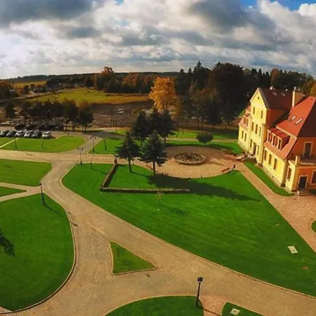 Palac W Rymaniu 3* Rymań