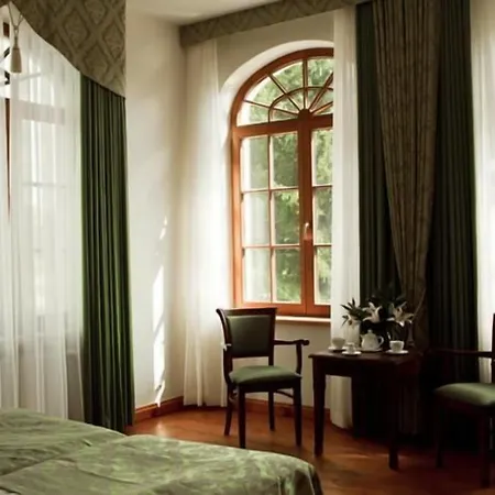 Pałac W Rymaniu Hotel