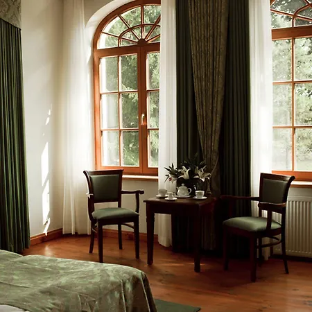 Hotel Pałac W Rymaniu