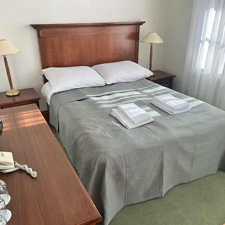 Palac W Rymaniu Hotel 3*