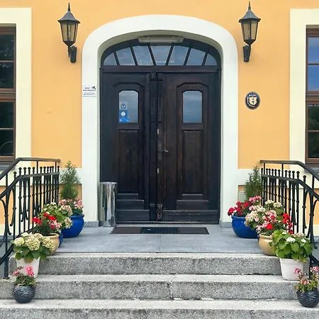 Palac W Rymaniu Ξενοδοχείο 3*