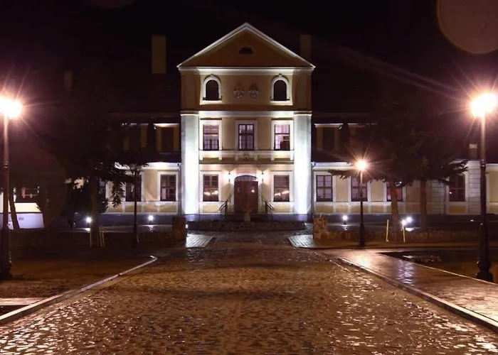 Palac W Rymaniu Ξενοδοχείο